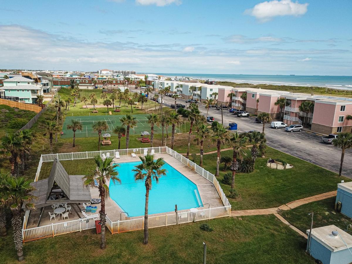 Ir33 1St Floor Condo, 2 Bedroom 2 Bath, Shared Pool, Boardwalk To Beach Port Aransas Dış mekan fotoğraf